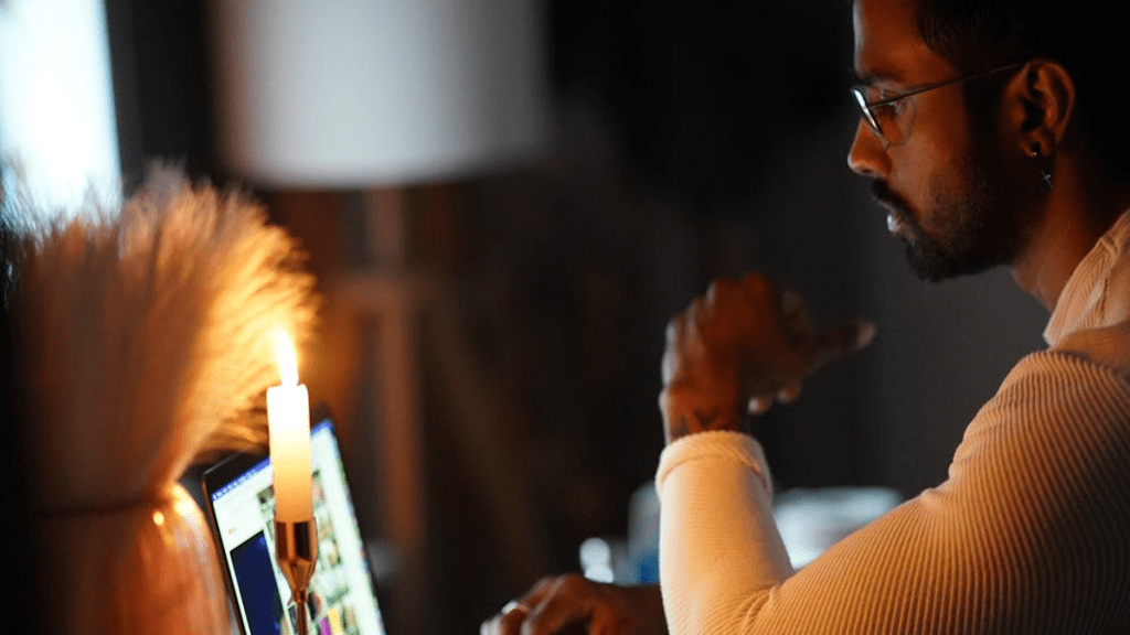 Court strikes down Biden administration overtime rule